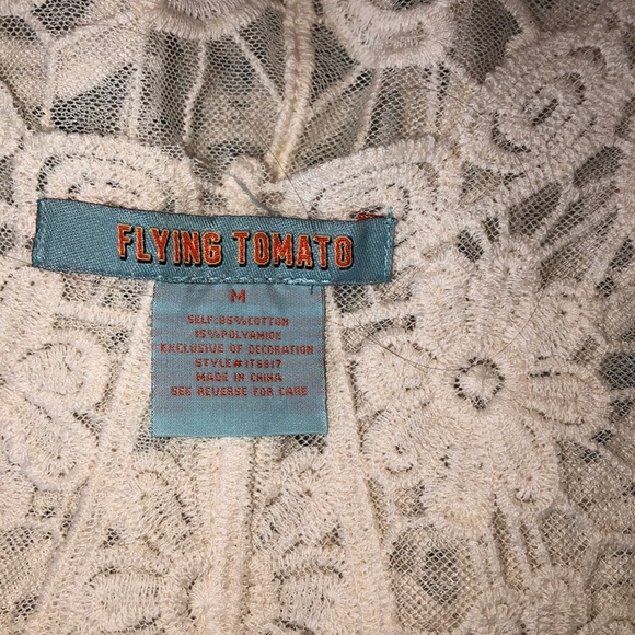 Flying Tomato medium cream lace summer blouse - Picture 5 of 6